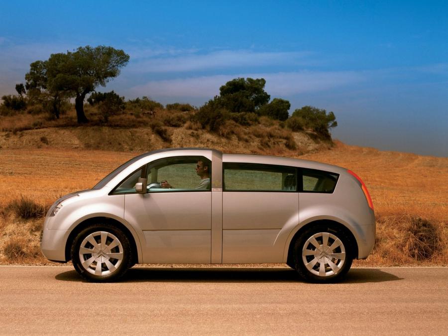  Citroen C-Crosser Concept 2001 года  (фото 6 из 28)
